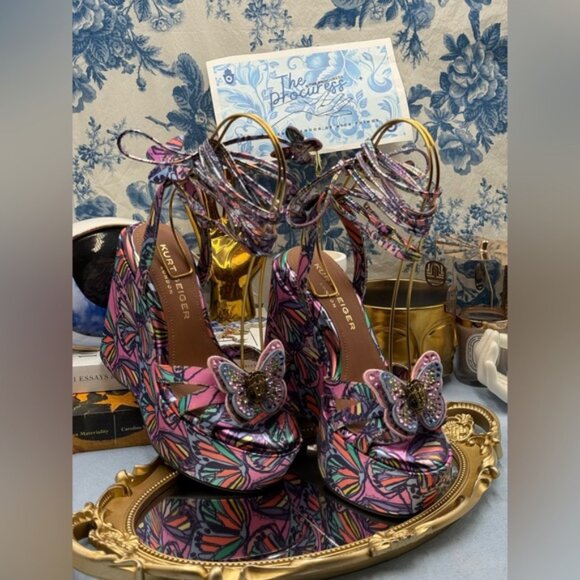 🆕 KURT GEIGER LONDON 🧿 NWOB Butterfly Wedge Heel with Ties, Sz 37 US 7 - Picture 2 of 15